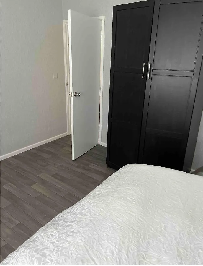 Mac'S Apartment Belfast Homestay